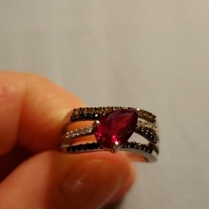 14K white gold Ruby ring
